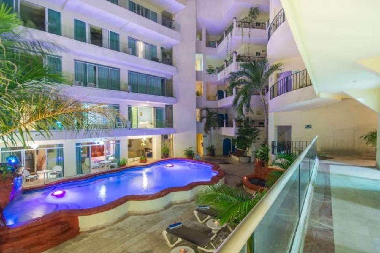 Blue Chairs Beachfront Resort Puerto Vallarta - Adults Only المظهر الخارجي الصورة