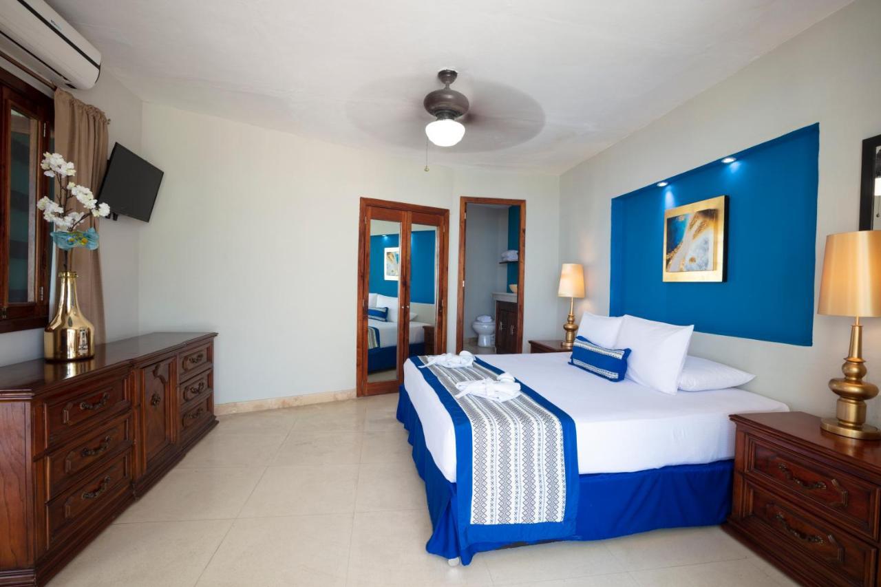 Blue Chairs Beachfront Resort Puerto Vallarta - Adults Only المظهر الخارجي الصورة