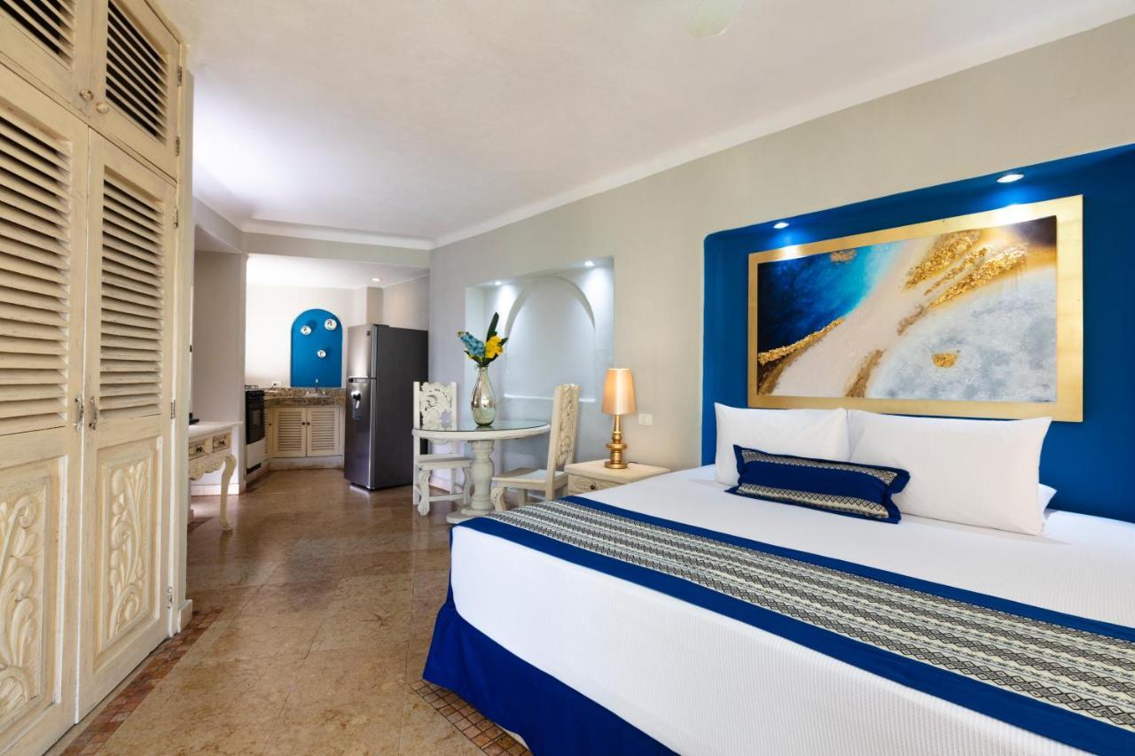 Blue Chairs Beachfront Resort Puerto Vallarta - Adults Only المظهر الخارجي الصورة