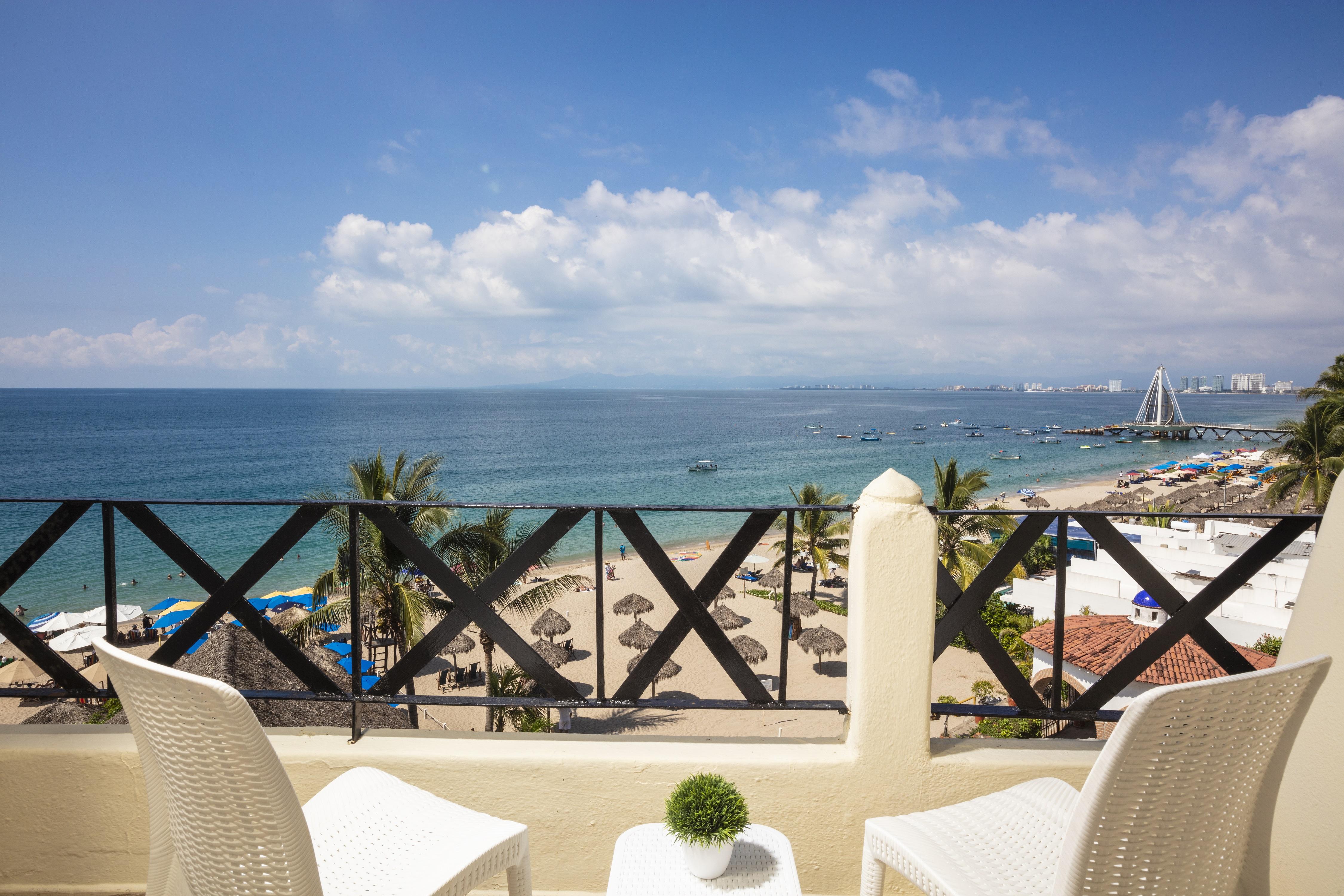 Blue Chairs Beachfront Resort Puerto Vallarta - Adults Only المظهر الخارجي الصورة