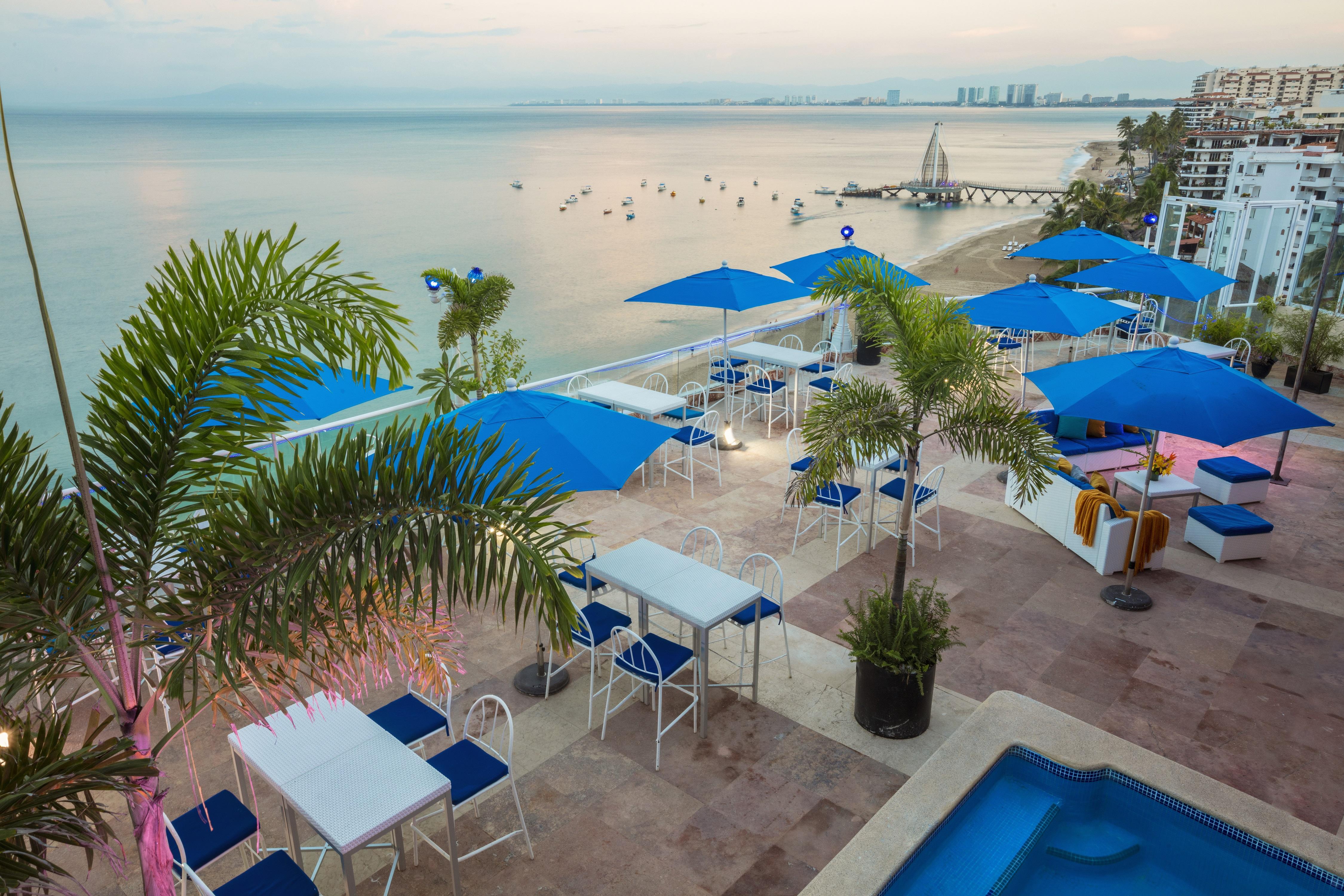 Blue Chairs Beachfront Resort Puerto Vallarta - Adults Only المظهر الخارجي الصورة