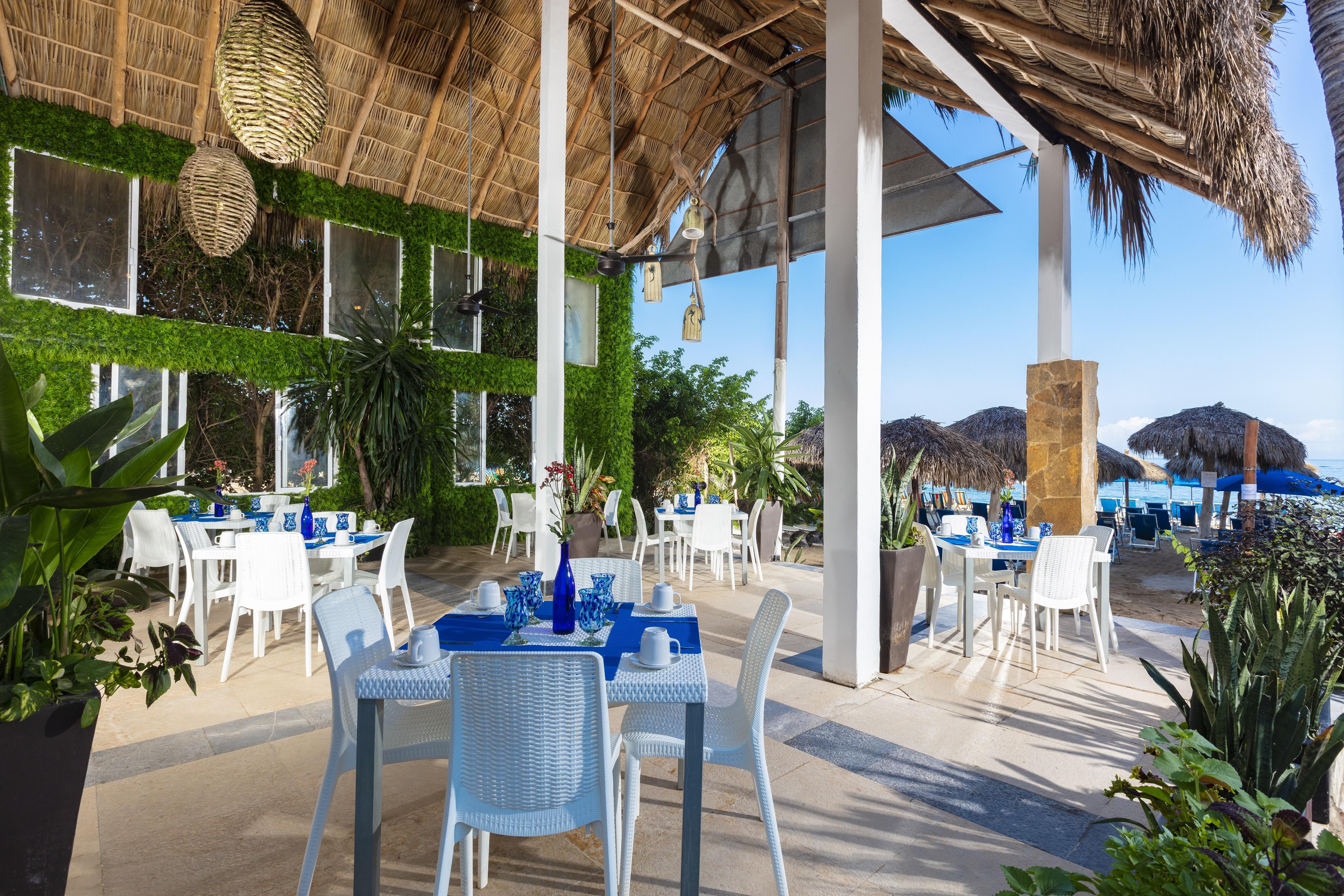 Blue Chairs Beachfront Resort Puerto Vallarta - Adults Only المظهر الخارجي الصورة