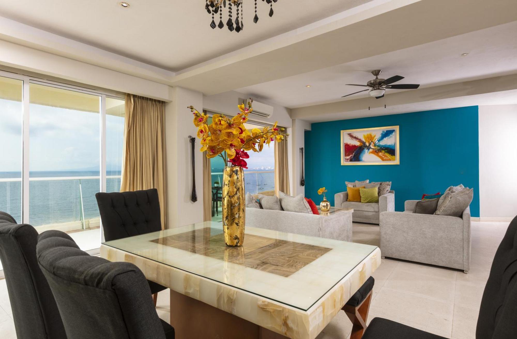 Blue Chairs Beachfront Resort Puerto Vallarta - Adults Only المظهر الخارجي الصورة